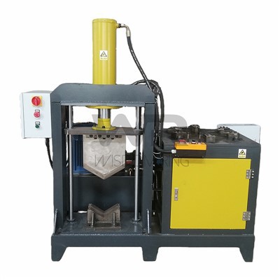 Mootori staatori osade lõikemasin