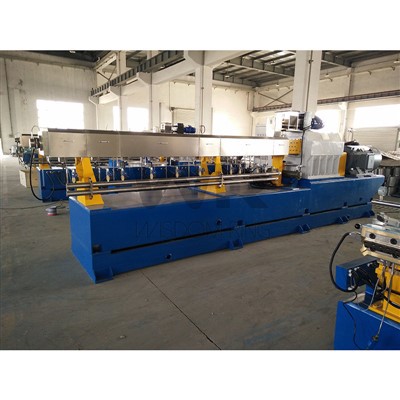 Plastikust granuleerimismasin