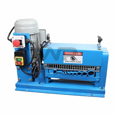 Vanametalli vasktraadi eemaldamise masin