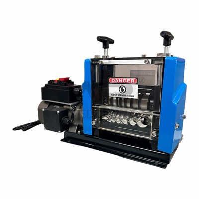 Traadi eemaldaja masina vanametalli kaabel